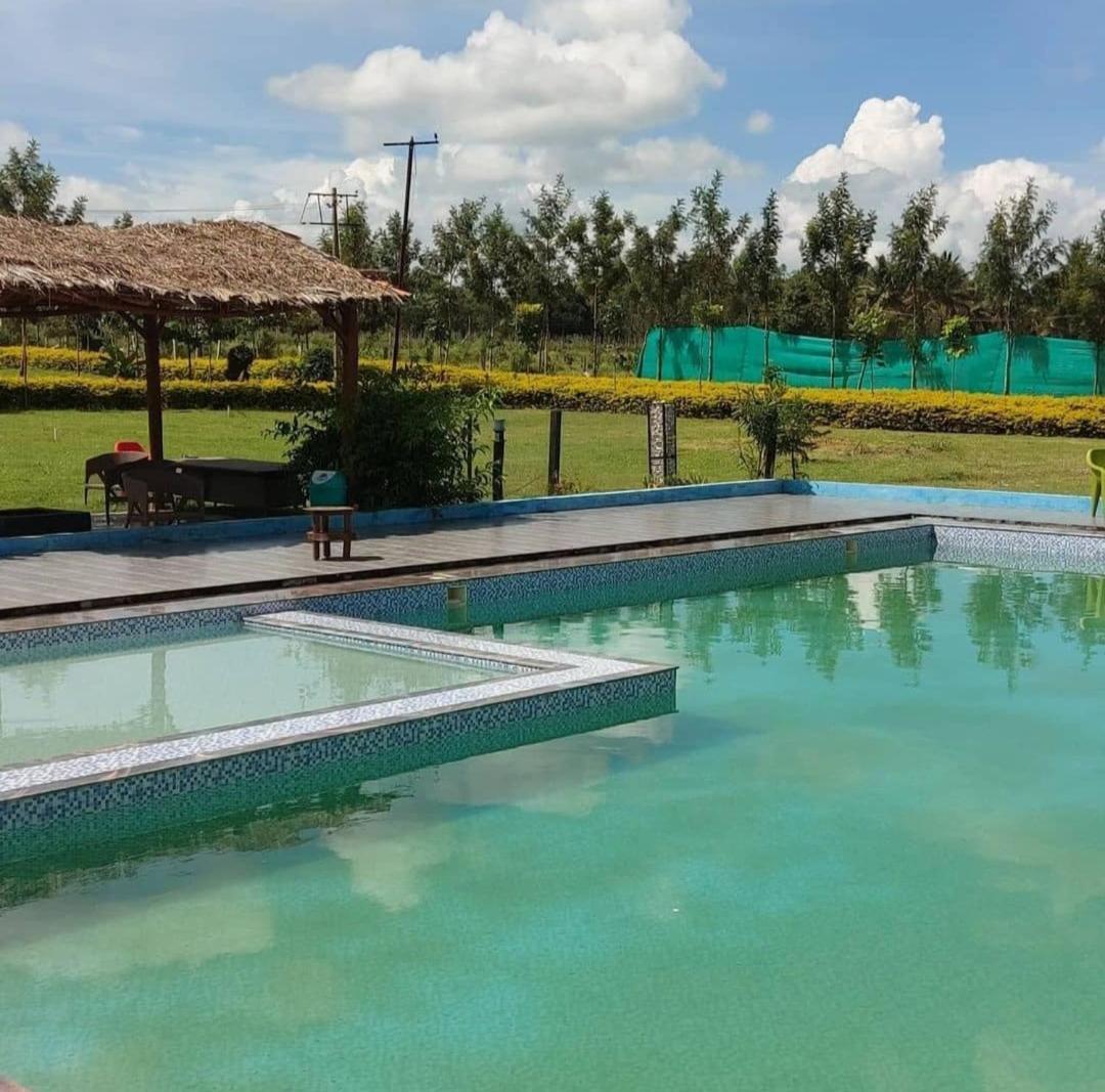 Dejavoo Hotel Gādigarpālya Bagian luar foto
